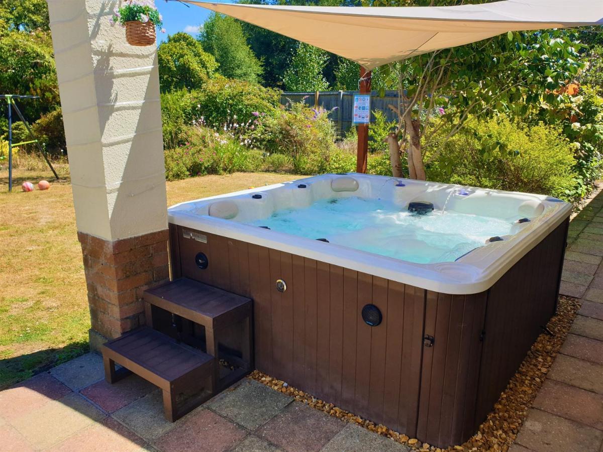 Lions Lodge: Great Location With Hot Tub Рингуд Екстериор снимка